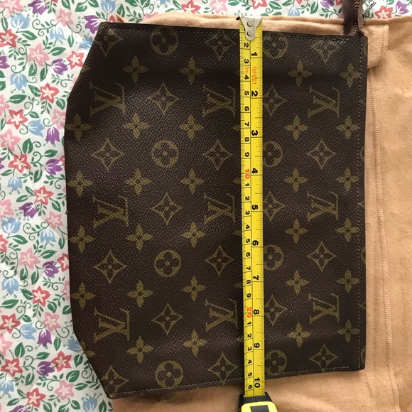 Louis Vuitton vintage pouch bag - Picture 9 of 10